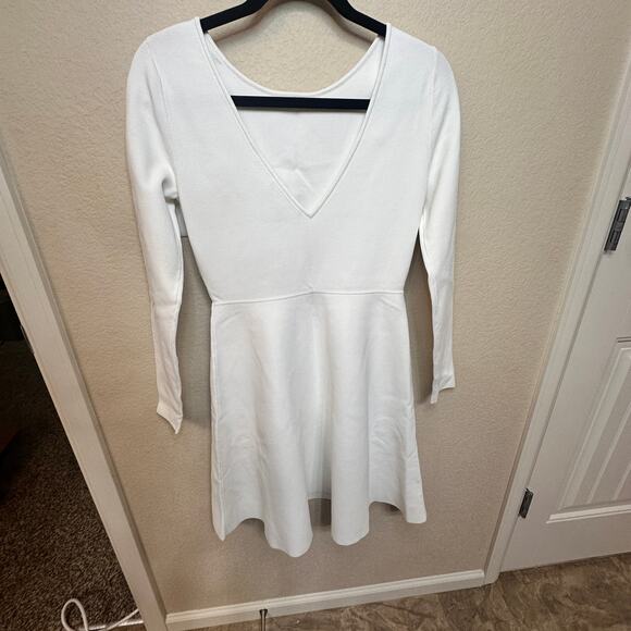 NWT BCBGMAXAZRIA Women's Long Sleeve Fit and Flare Sweater Knit Mini Dress Sz S - Picture 3 of 5
